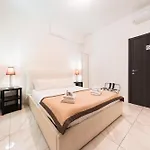 Grand Guest house