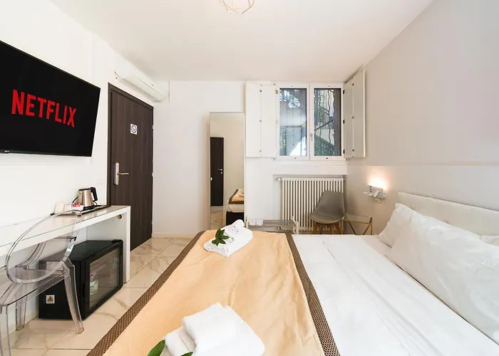 Grand Болонья